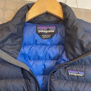 Patagonia Navy Men’s Down Sweater Jacket XS